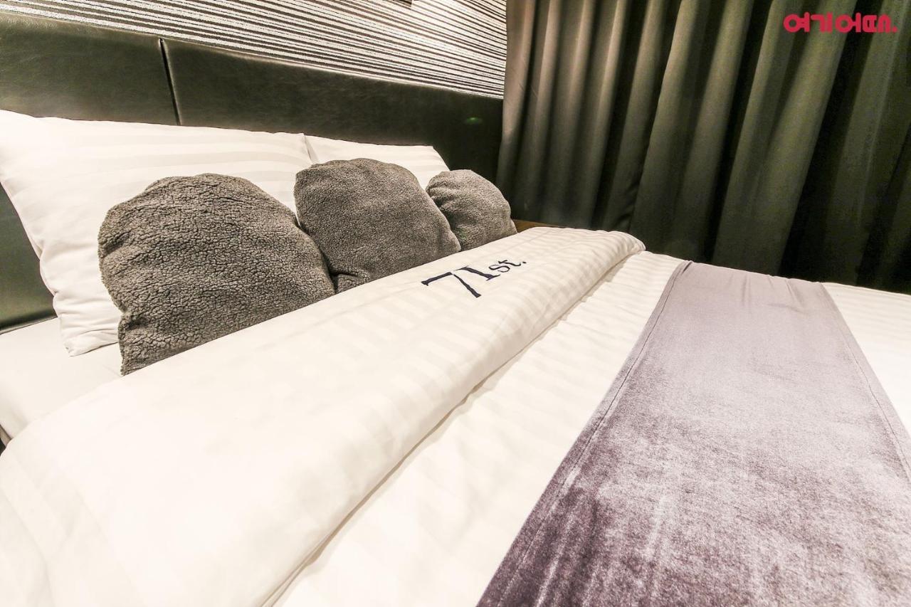 ثووان 71 Street Motel المظهر الخارجي الصورة