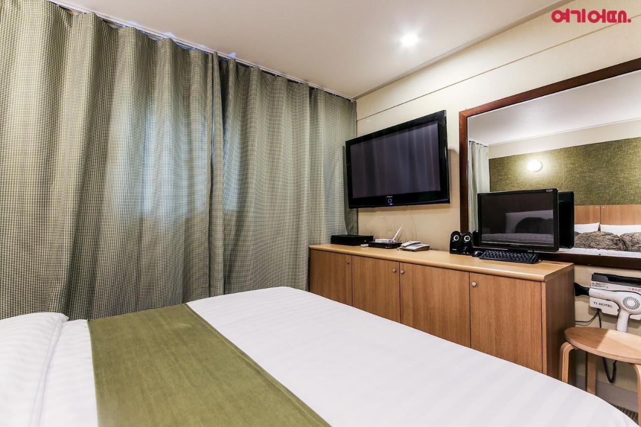 ثووان 71 Street Motel المظهر الخارجي الصورة
