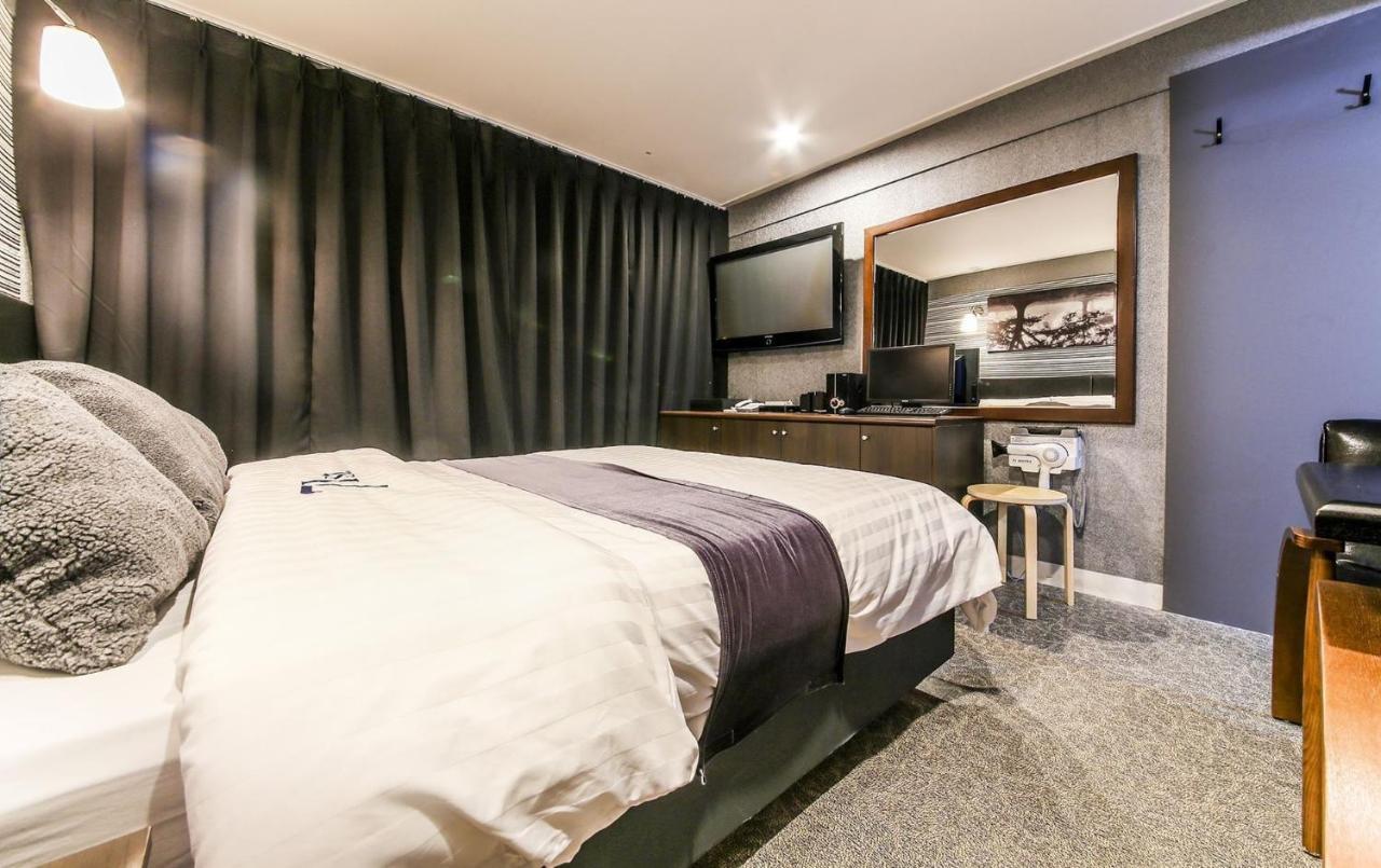 ثووان 71 Street Motel المظهر الخارجي الصورة